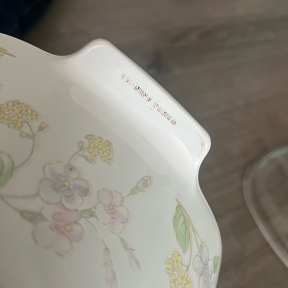Vintage Corningware Pastel Boquet White Floral Casserole Dish Lid A-3-B 3 Liter - Picture 5 of 7